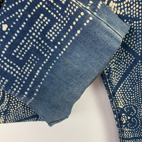 Free People 61855 Discharge Bali Print Indigo Boho Festival Flare Jeans 26 - Picture 5 of 9